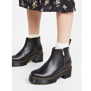 Dr. Marten’s Rometty II Black Leather Ankle Platform Boots 8